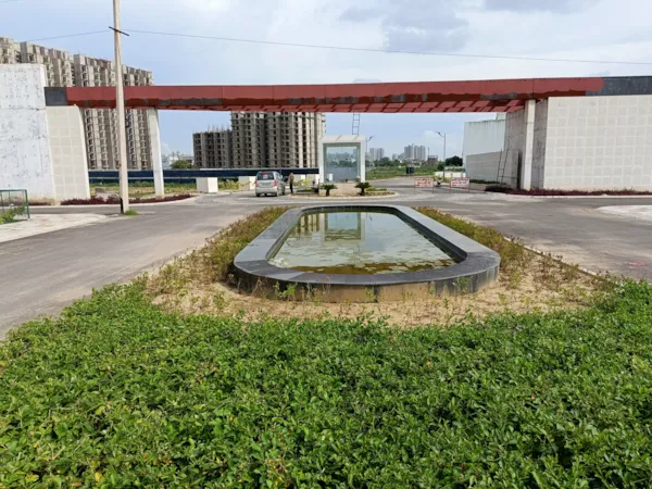 Entrance gate of Sec-90